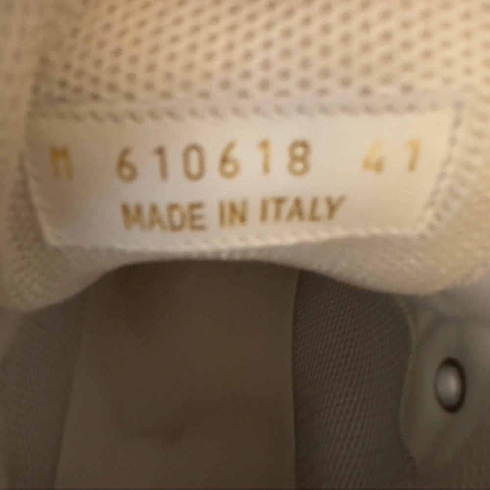 Authentic Saint Laurent SL24 in good condition - Picture 4 of 8